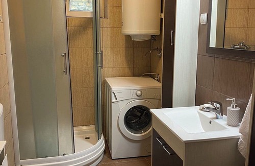 Dorcol Apartment | Quiet apartman in city center, the best way to experience Belgrade
