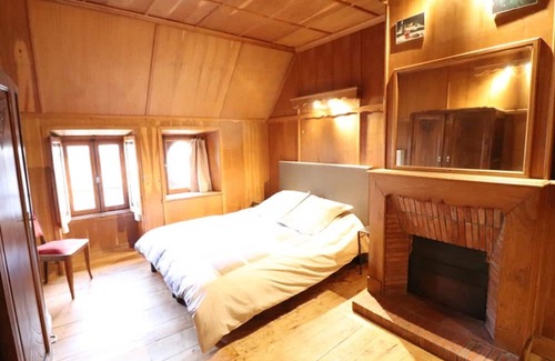 Mandailles-Saint-Julien Cottage | Gite Mandailles-Saint-Julien, 3 bedrooms, 6 persons