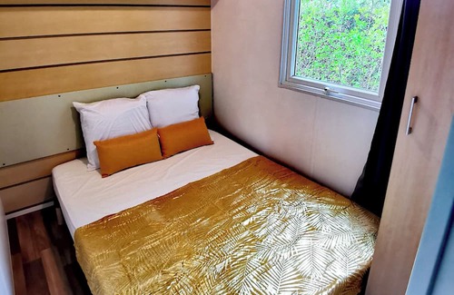 Ardres House | Mobil-home À Deux Pas du Lac