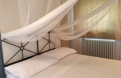 Montalto delle Marche Apartment | Homerez - Studio in Montalto delle Marche