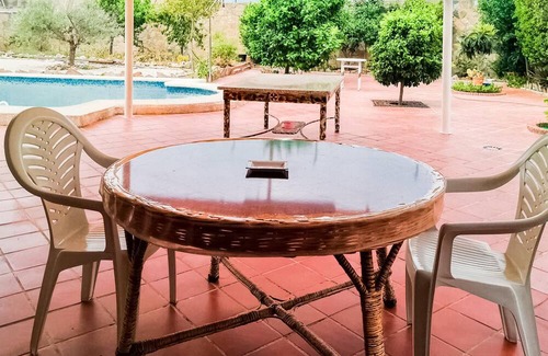 Pinos Puente House | Wonderful holidays await you in this beautiful holiday home with pool.