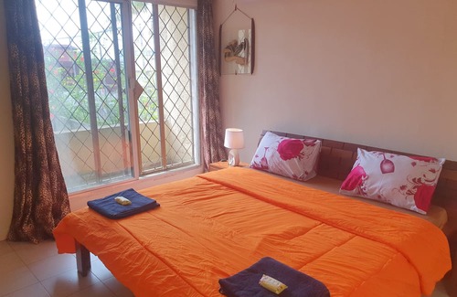 Cocody Apartment | Serviced 2 bedroom apartment & pool in Riviera 3, with services included