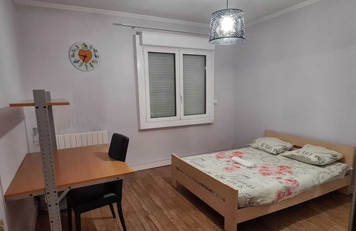 Merignac House | Homerez - Spacious house for 7 ppl. with garden at Mérignac