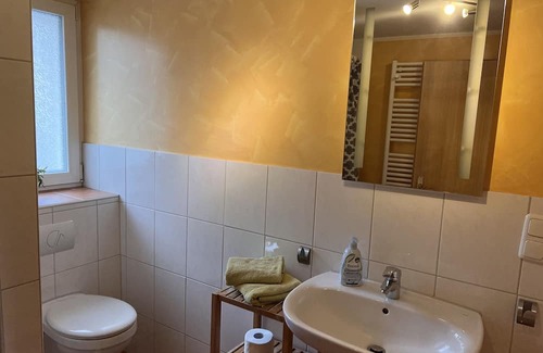 Bad Homburg v.d. Hoehe Apartment | Gemütliches Appartement in Kleinem Gästehaus auf Einem Hof - Zentral Gelegen