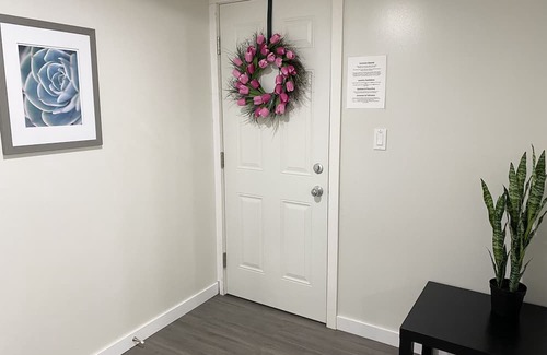 Prince George House | Charming 2BDR Suite near CN Center