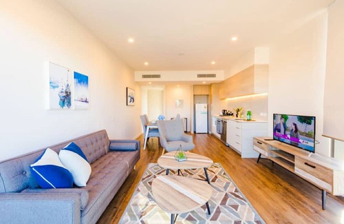 South Brisbane House | AMAZING RIVER VIEW 1 Bedroom Apt w/Parking S'Bank