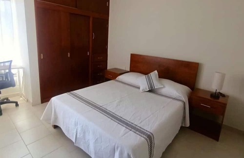 Oaxaca House | Peaceful and Connectivity, 2 BR, Garden, and BBQ.