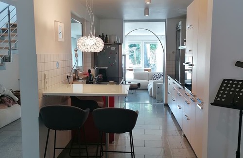 Suerth House | Schönes Stadthaus im Kölner Süden