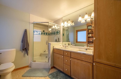 Selby-on-the-Bay Cottage | Waterfront nature retreat, contemporary home w/pier by Annapolis. Pet Friendly!
