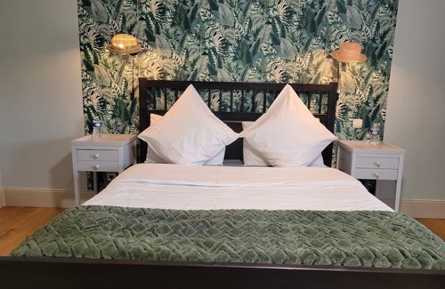 Bruniquel House | Le Flacon de la Verrouille Bed & Breakfast Chambre Sauvage