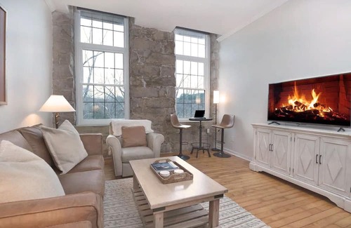 Wake Forest Apartment | Modern Waterfront Apartment for 28 nights or more