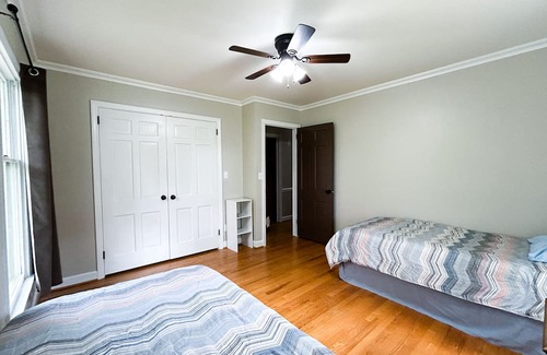 Paw Creek House | Secluded 4 bedroom home, 12 min to whitewater Center, 15 min to Uptown Charlotte