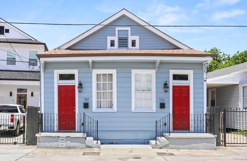 Mid-City House | Cute & Freshly Renovated 3 BR!
