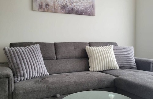 Wasaga Beach House | 3 Bedroom Home in Wasaga Beachnn