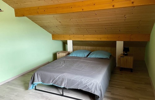 Les Pontets House | Grande Maison de Vacances à la Campagne,11 Couchages et un bel Extérieur