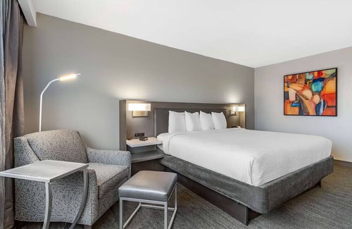 Rockville House | Easy I-270 Access, Newly Renovated Suite Close to Washington DC