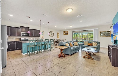 Four Corners House | Luxurious 9BR/6BA Resort Home | Sleeps 18 | Private Pool & Resort Amenities