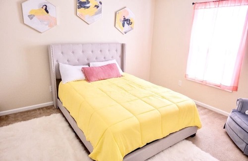 Huntcliff House | Spacious Columbia Getaway Minutes to Downtown!