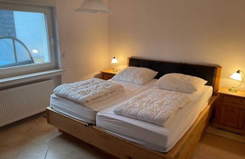 Scheid House | Großzügiges Familien / Kinderparadies am Eder See