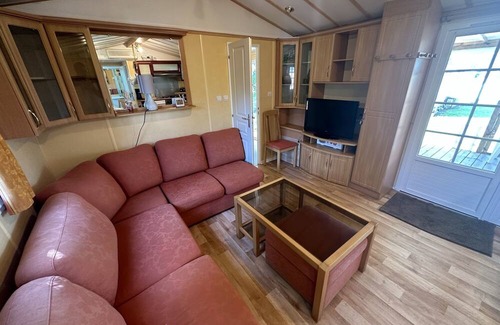 Bagneres-de-Bigorre House | Mobil-home Cosy, Calme, Termes, Aquensis, Casino