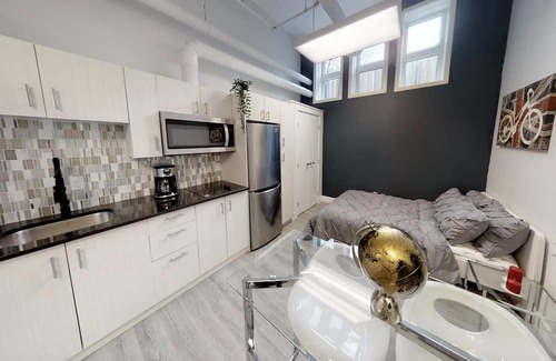 Sandy Hill Apartment | Studio in the heart of downtown!