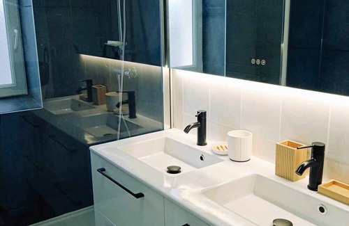 Caudan Apartment | Spacieuxt3 Avec Jardin et Terrasse en Centre Bourg