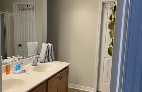 Midlothian House | Welcome to suburbia! 3bedroom townhome in Midlothian - close to 288 & Powhite!