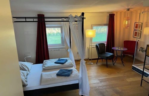 Marienwerder Apartment | Holiday home Remise at Sophienschlösschen