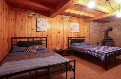 Natural Bridge Cabin | Mountain Lodge: Heated Pool 83°