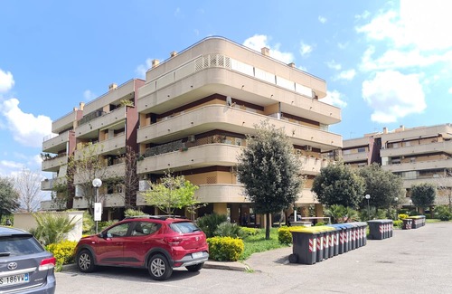 Rome Province House | Holiday Home 'Rooms and Comfort Apartment' with Shared Garden, Wi-Fi and Air Conditioning