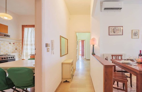 Ex Campo d'Aviazione Apartment | Lovely apartment for 5 people with A/C, TV and balcony