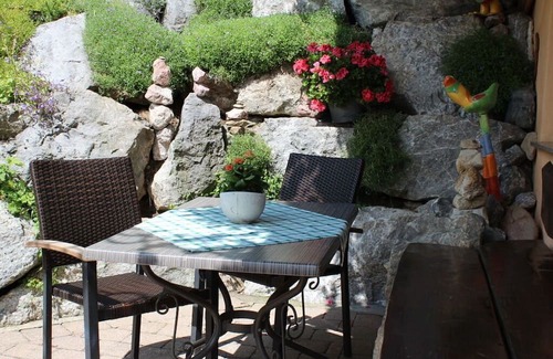 Wertach Apartment | Apartment with terrace at Landhaus Fischer
