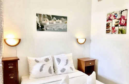 Pontault-Combault Apartment | Homerez - Studio for 2 ppl. with garden and terrace at Pontault-Combault