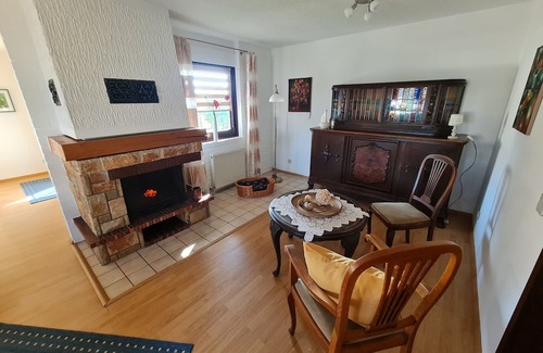 Morbach Apartment | Ferienwohnung Lindenallee Hunolstein Malerisch Gelegen im Schönen Hunsrück