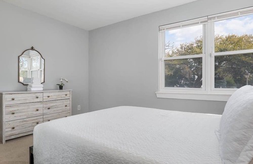 Cottage Line Apartment | 2BR Ocean Oasis Suite | Beach | Pool