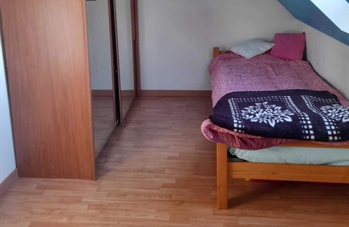 Mormant House | Homerez - Spacious house for 7 ppl. with garden and terrace at Mormant