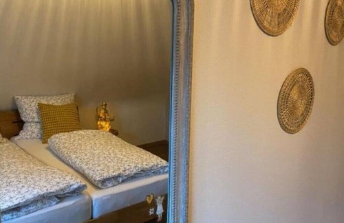 Britzingen Apartment | Ferienwohnung Rebblick 60 qm, Max. 2 Personen + Kleinkind