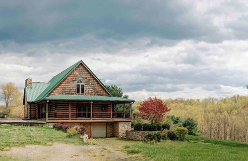 Carbon Hill Cabin | Hocking Hills Hidden Falls Lodge