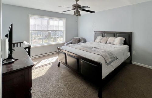 Tobyhanna House | LaCasa w/private pool, jacuzzi, game room and playground