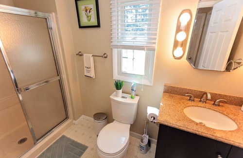 Batavia Cottage | Livia's Landing At The Golf Course