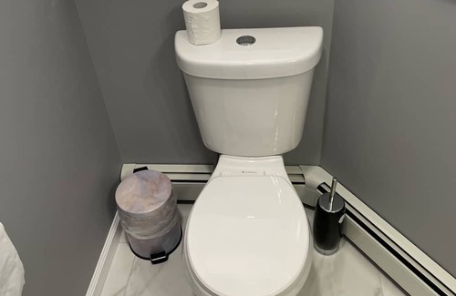 East Hartford Apartment | Totally renovated two bedroom apartment