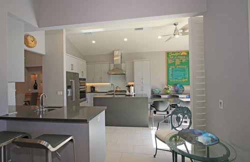 Palm Desert Condo | Modern, cozy, spacious desert villa in Palm Valley w/ pool/hot tub & golf course