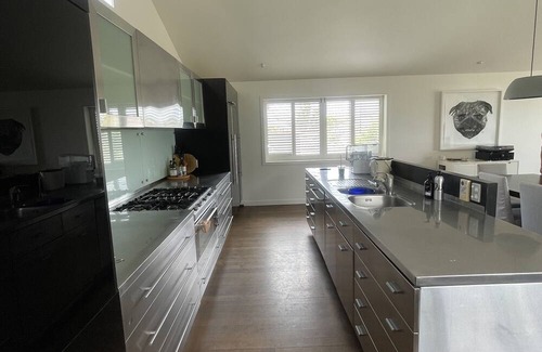 Remuera House | Spacious Haven in Prime Location: Your Ideal Holiday Getaway