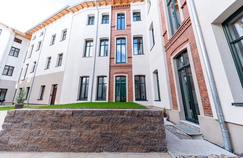 Magdeburg Condo | Living & Comfort Loft-suite: Fast Wifi, Coffee, Netflix, Kingsize Beds