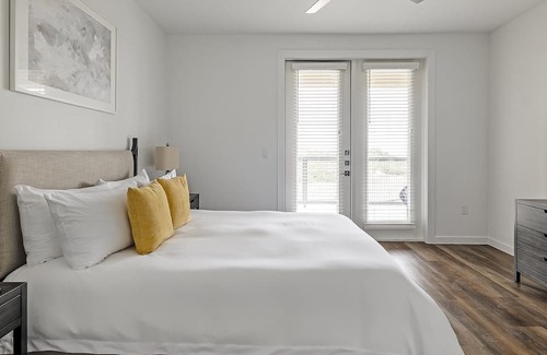 Austin Apartment | Modern Apartment in Prime Location (ID1403X649)