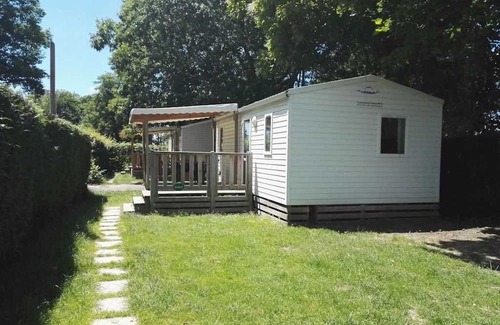 Autun House | Camping 3 étoiles - eeiigi
