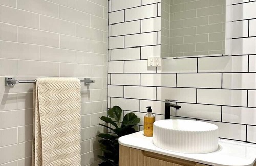 Randwick Apartment | Recover@Luxe Modern Randwick Abode with elevator