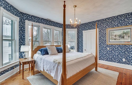 Singers Glen House | Restored Virginia Victorian: 10 Mi to Harrisonburg