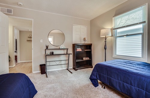 Lakeland House | Charming Lakeland Home: Steps to St Croix River!
