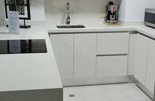 Margarita Island Apartment | Moderno Apartamento Recién Remodelado Totalmente, Bellamente Decorado y Equipado